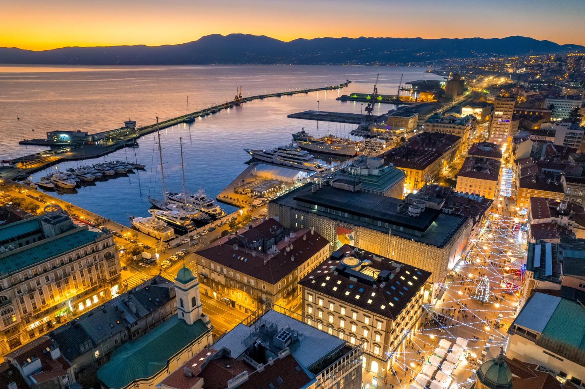 Area2 Center Luxury Rijeka